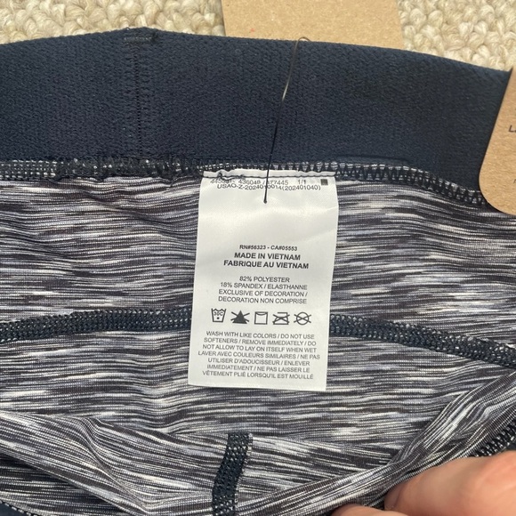 Nike Pro Women’s 3” Dri-Fit Navy Blue Training Spacedye Spandex Sz S NWT - Picture 4 of 6